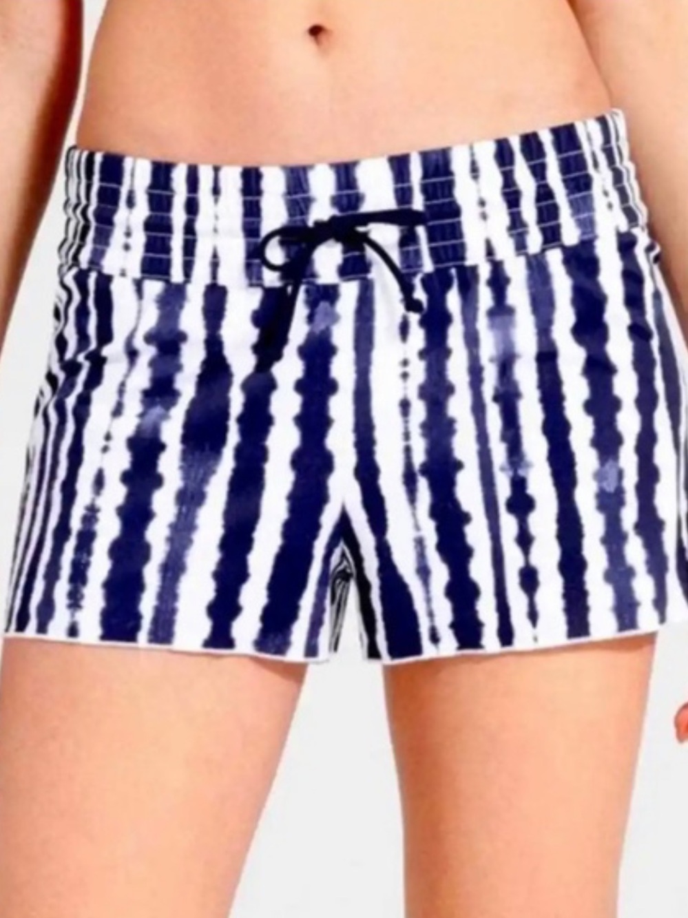 Athleta wave break XL Navy & White Tie-Dye Athletic Shorts